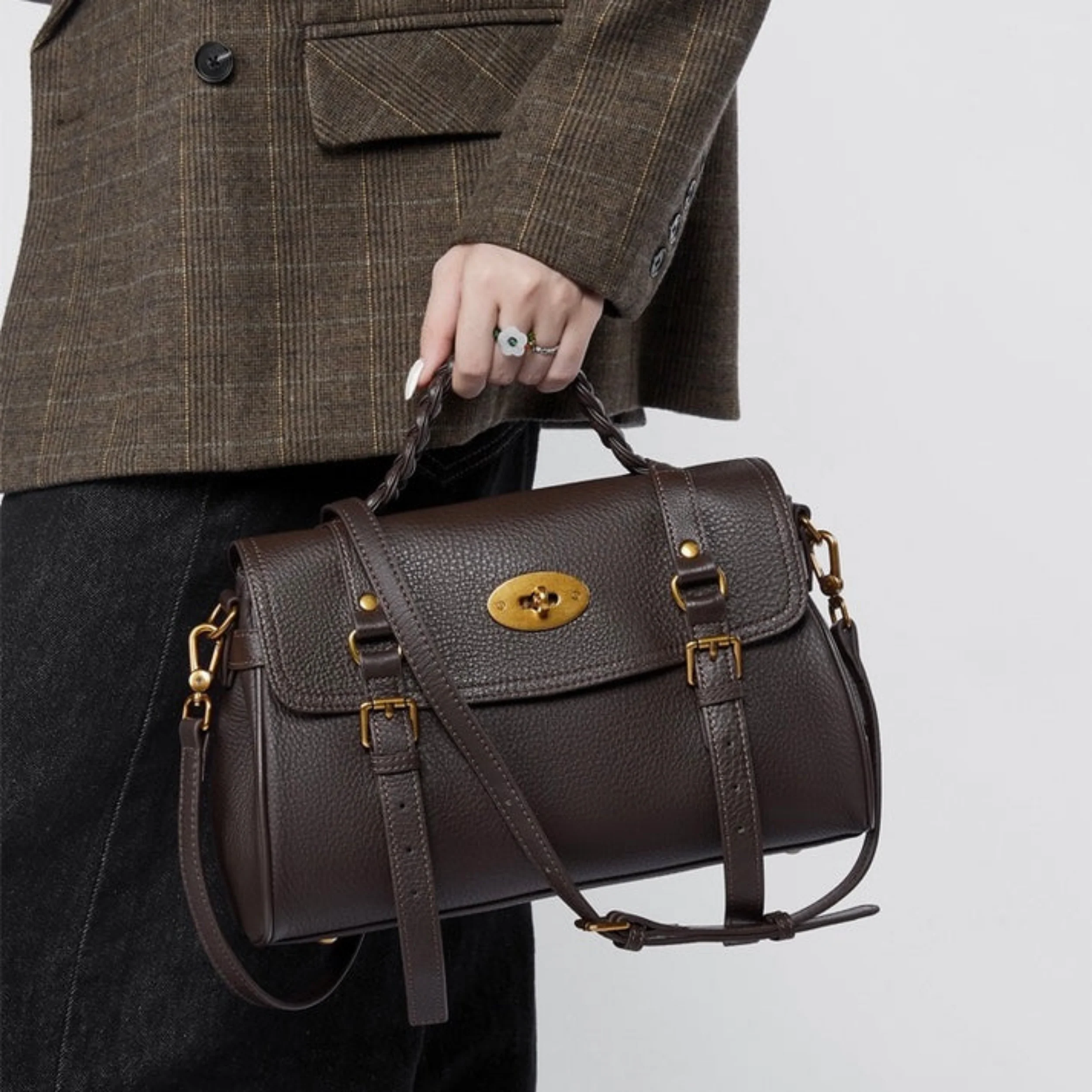 Solévia Geniune Leather Satchel with Braided Handle - Image 4