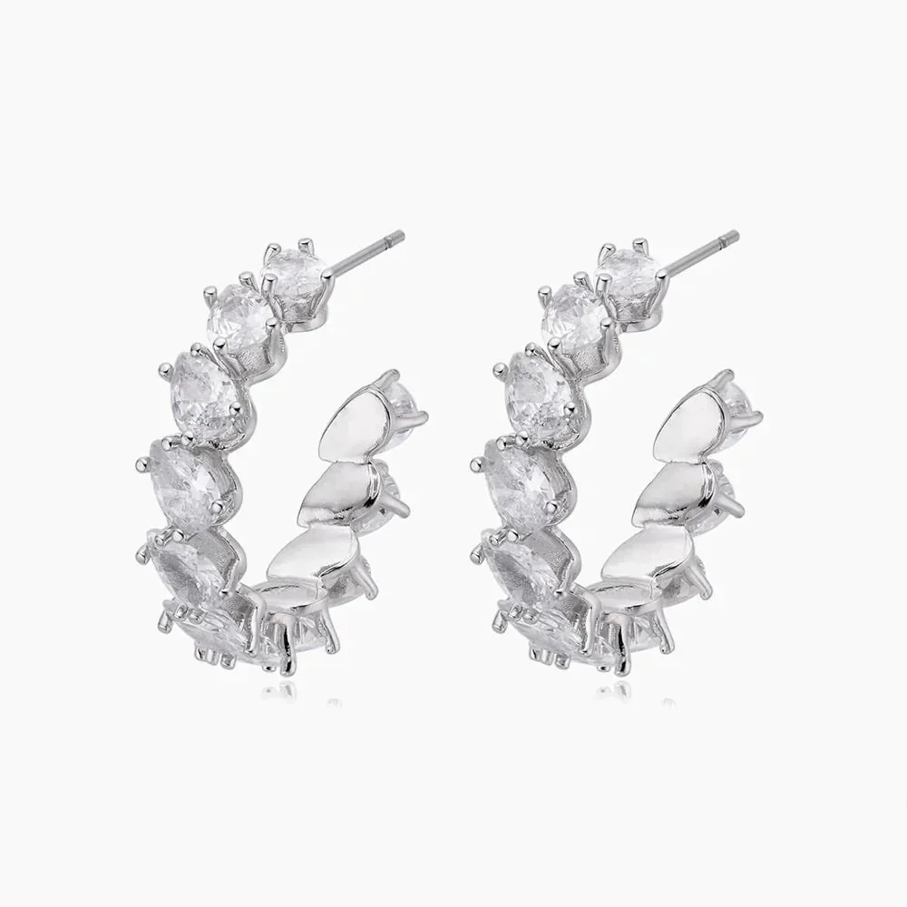 Stilla Hoop Earrings - Image 7