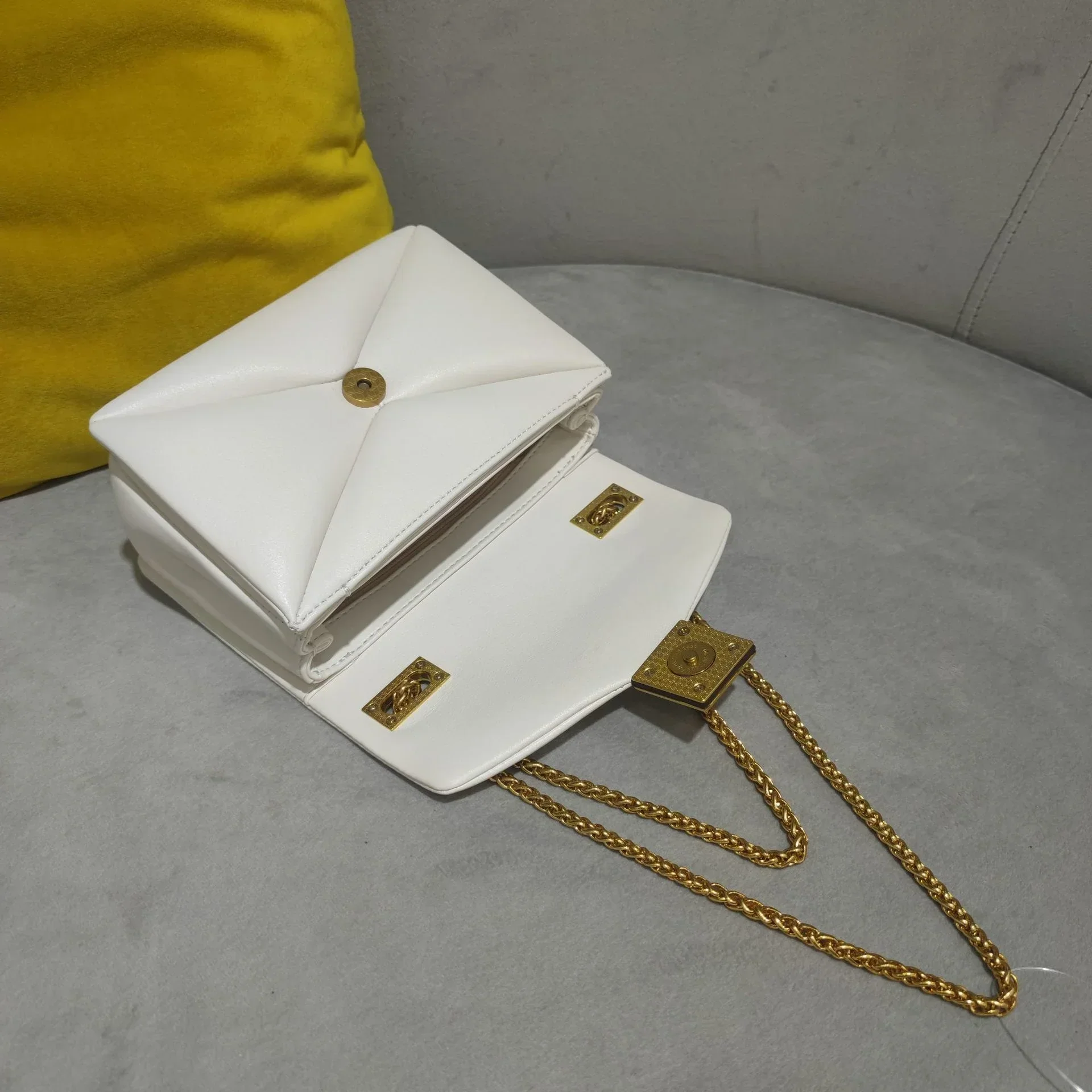 Urban Elegance Convertible Leather Crossbody Bag - Image 45