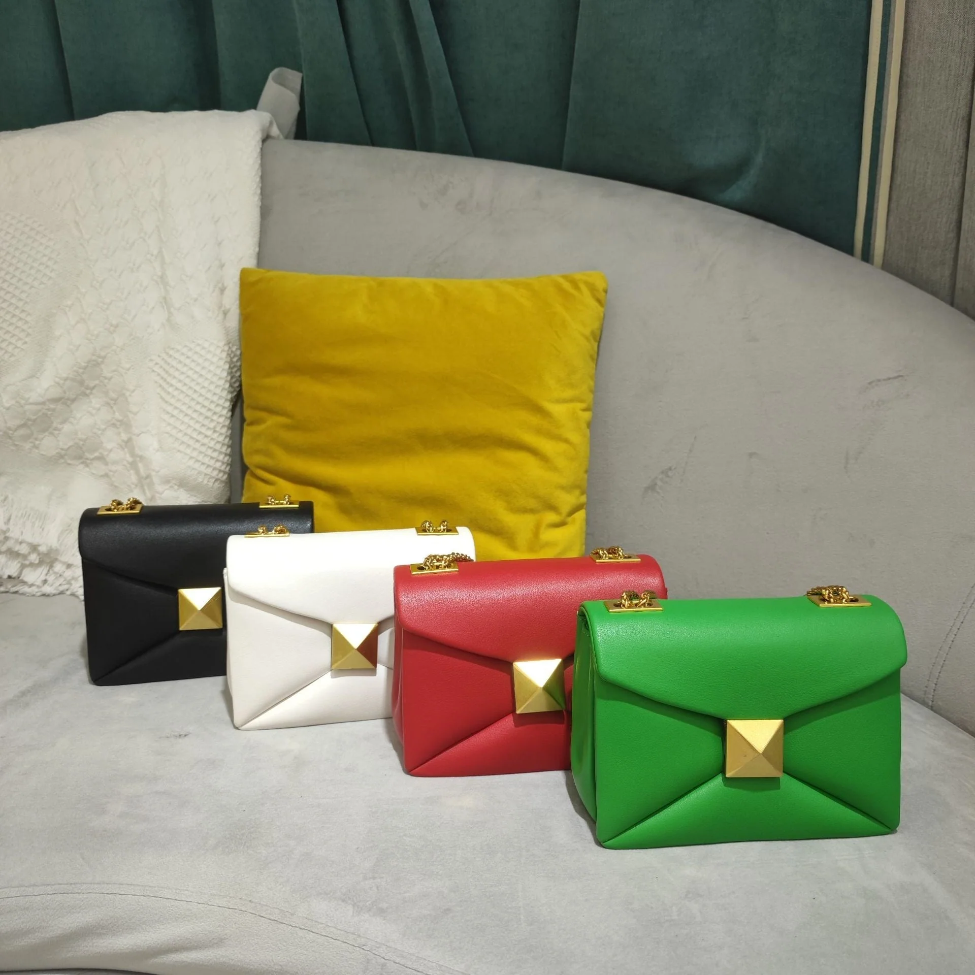 Urban Elegance Convertible Leather Crossbody Bag - Image 47