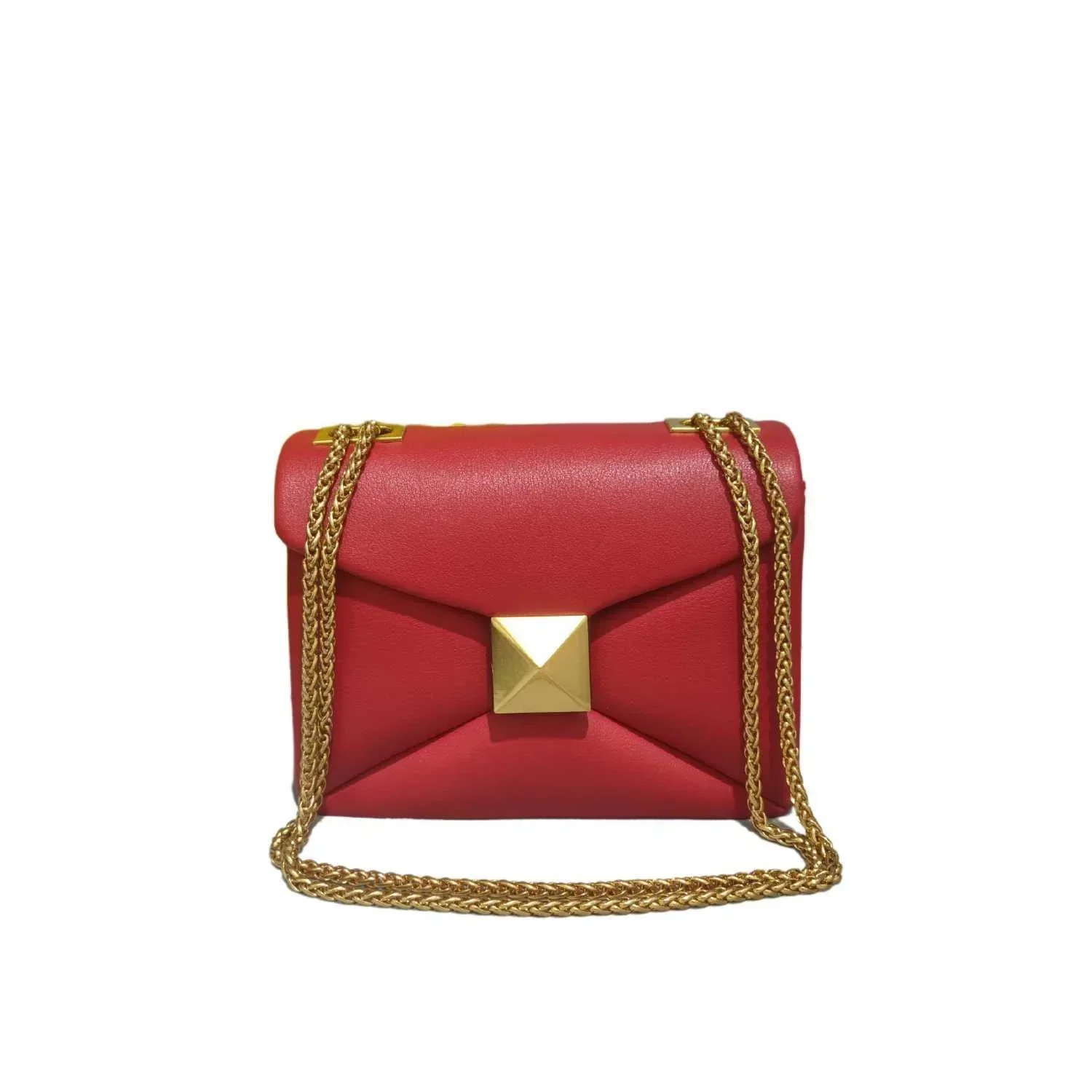 Urban Elegance Convertible Leather Crossbody Bag - Image 7