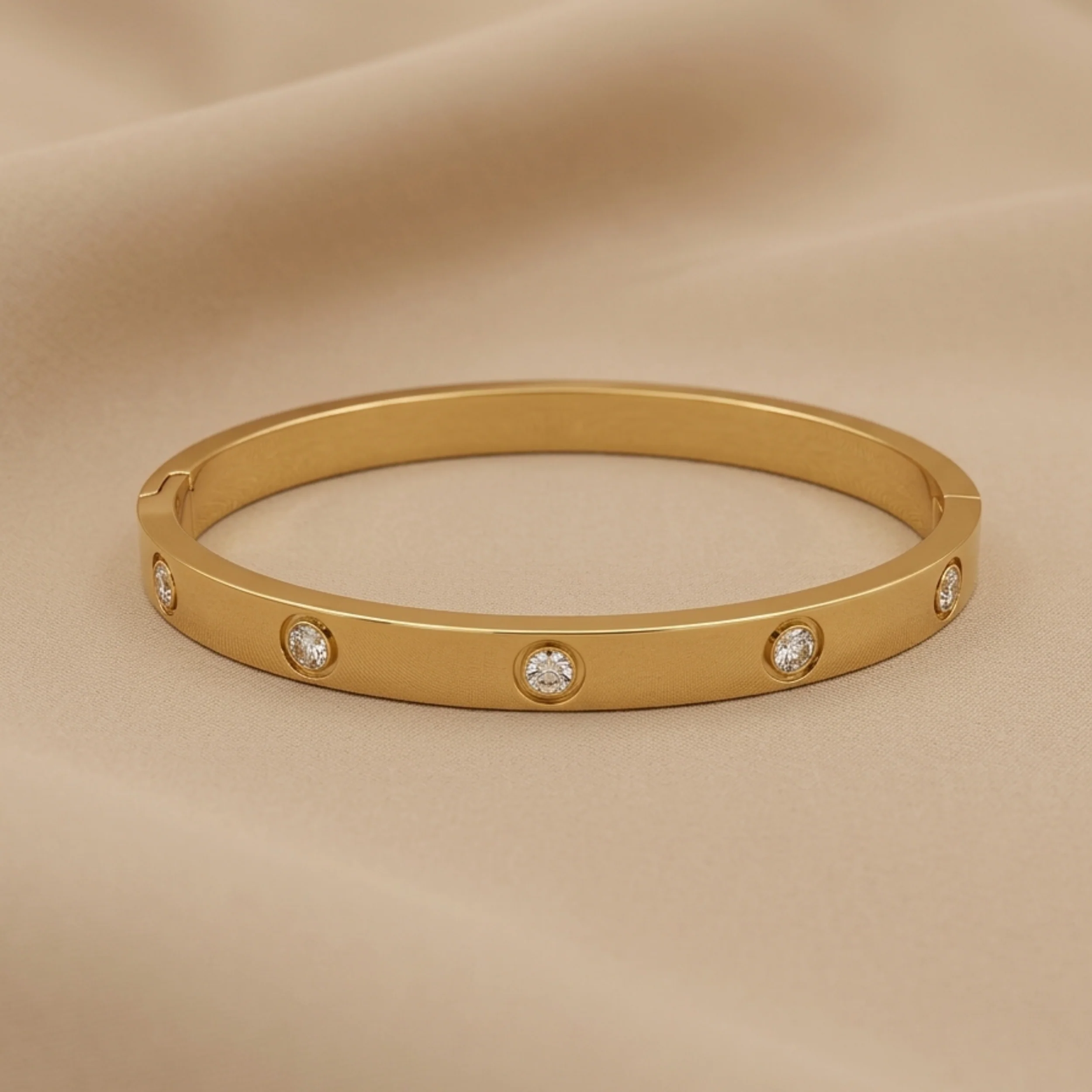 Velindra Luxe Crystal Bangle