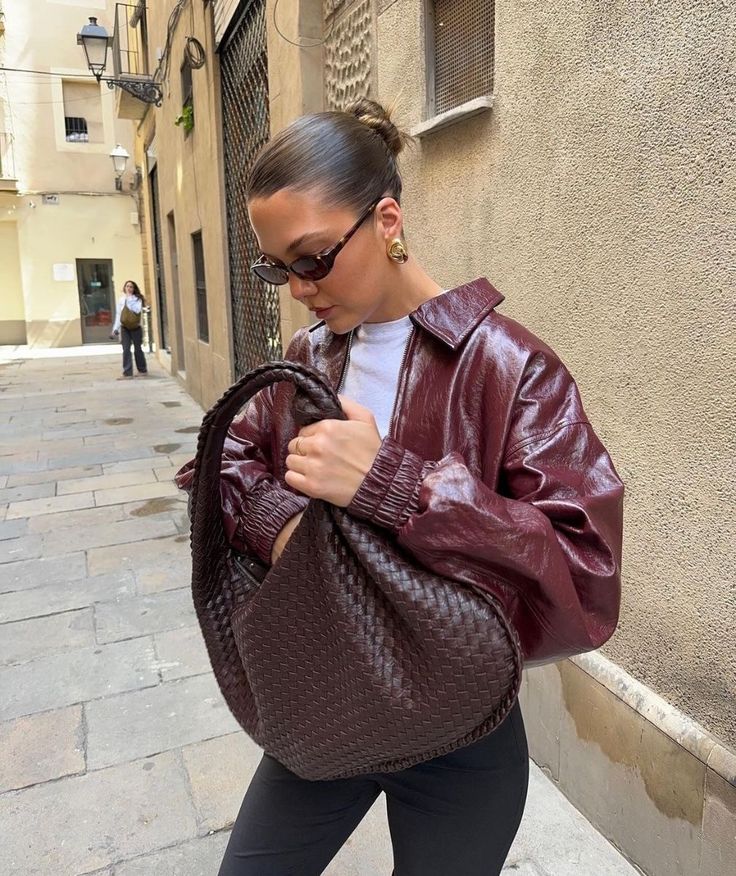 Aurelle Luxe Woven Handbag - Image 12