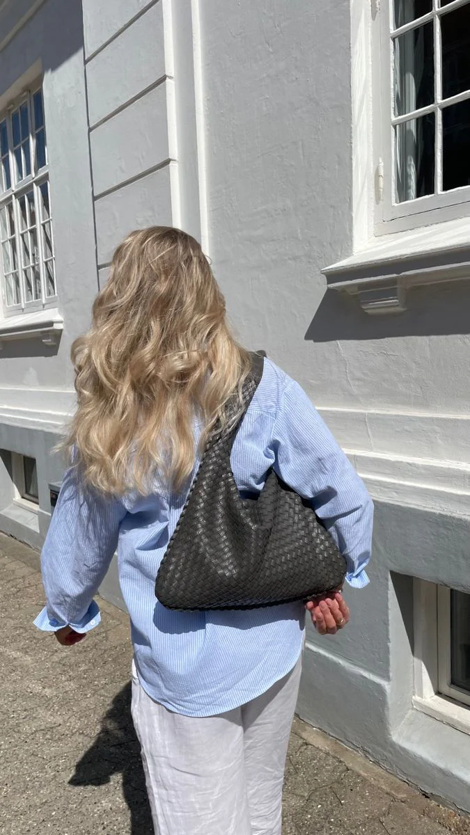 Aurelle Luxe Woven Handbag - Image 14